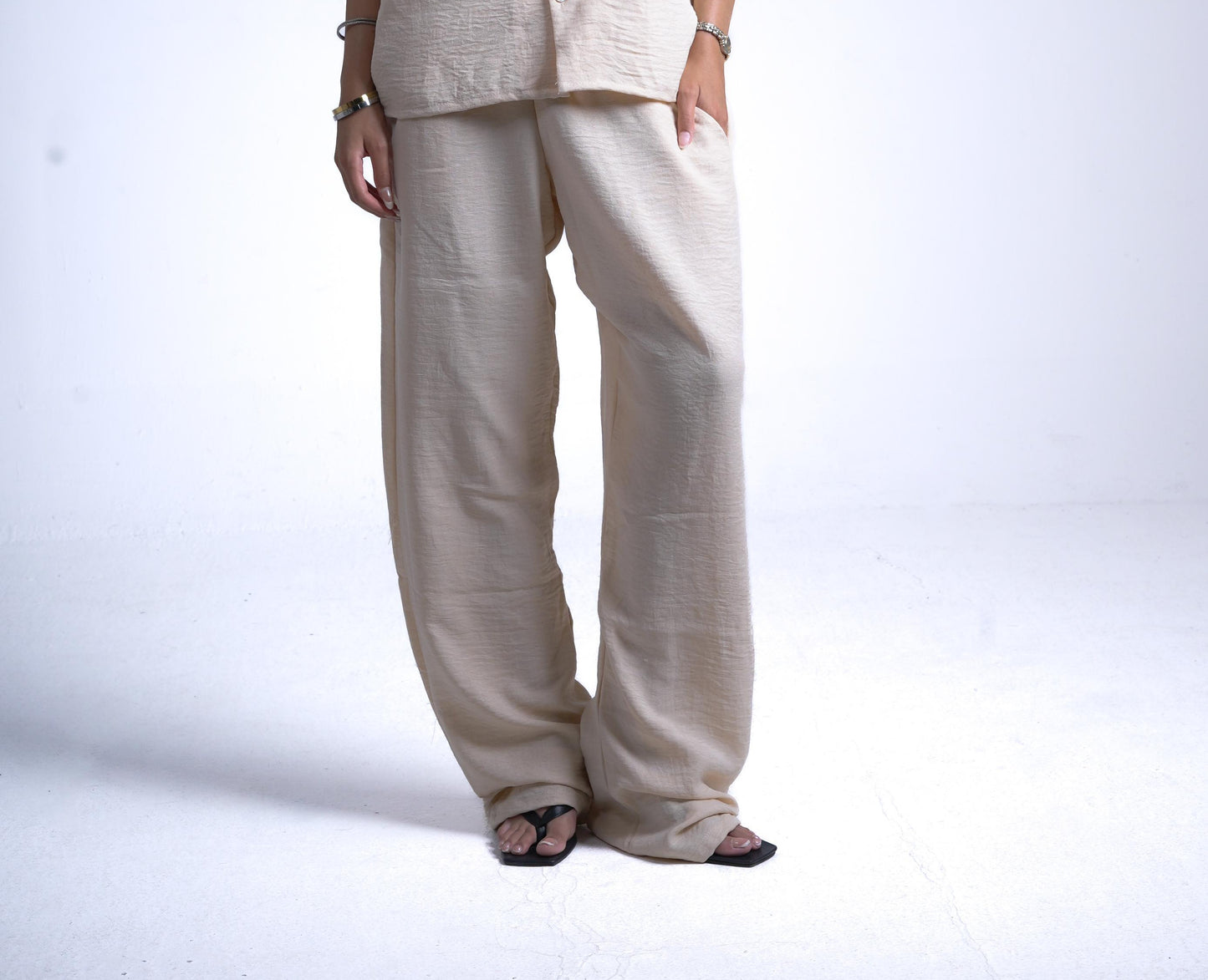 The Linen Drift